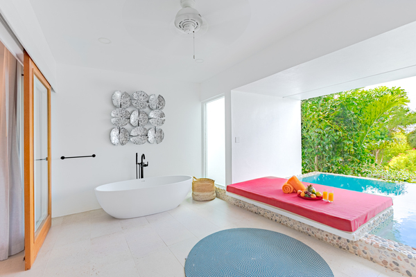 ESCAPE GARDEN VIEW POOL SUITE Photo 5